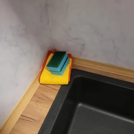 Apartment 21 1-